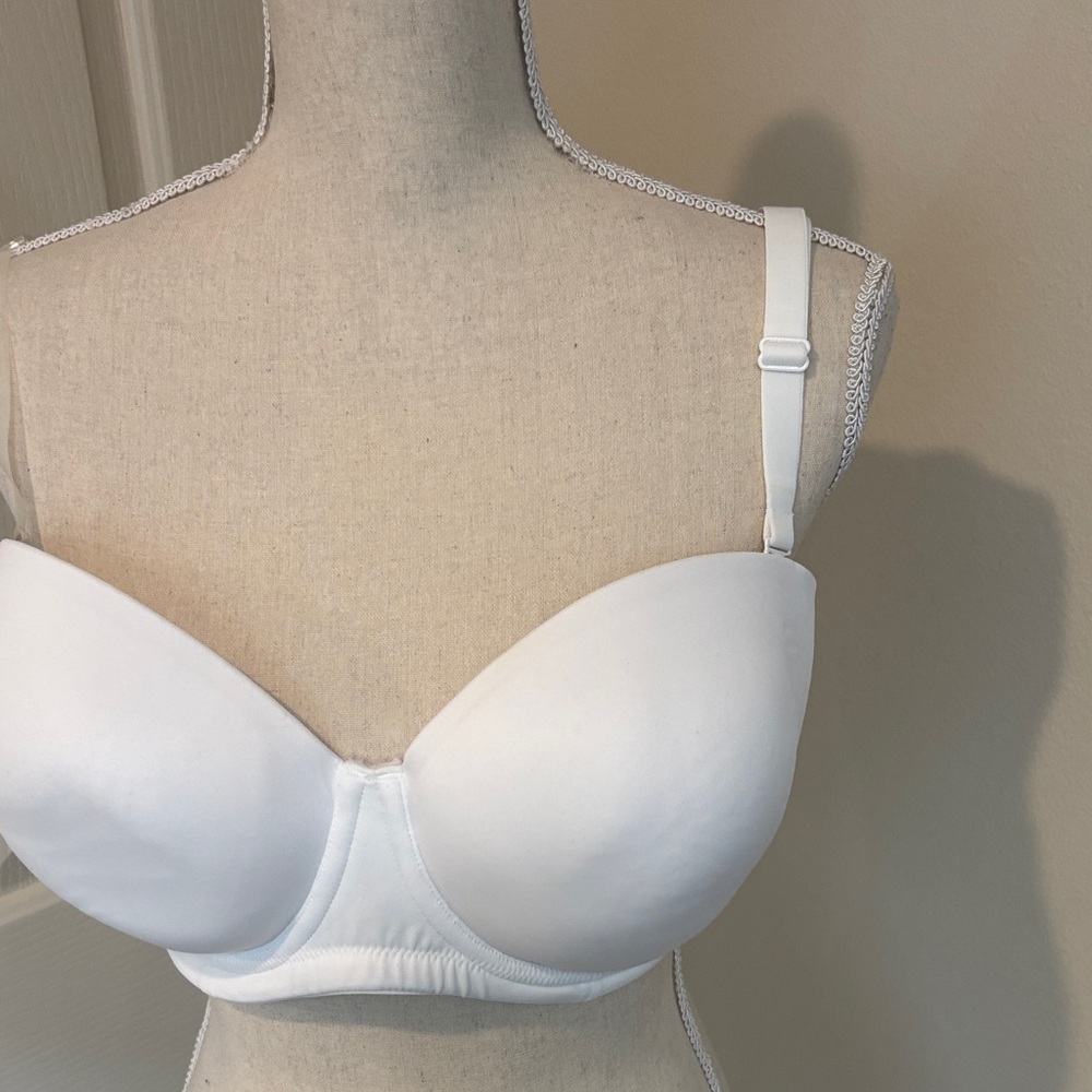 Cache 5-Way Convertible & Strapless Bra - Picture 7 of 14